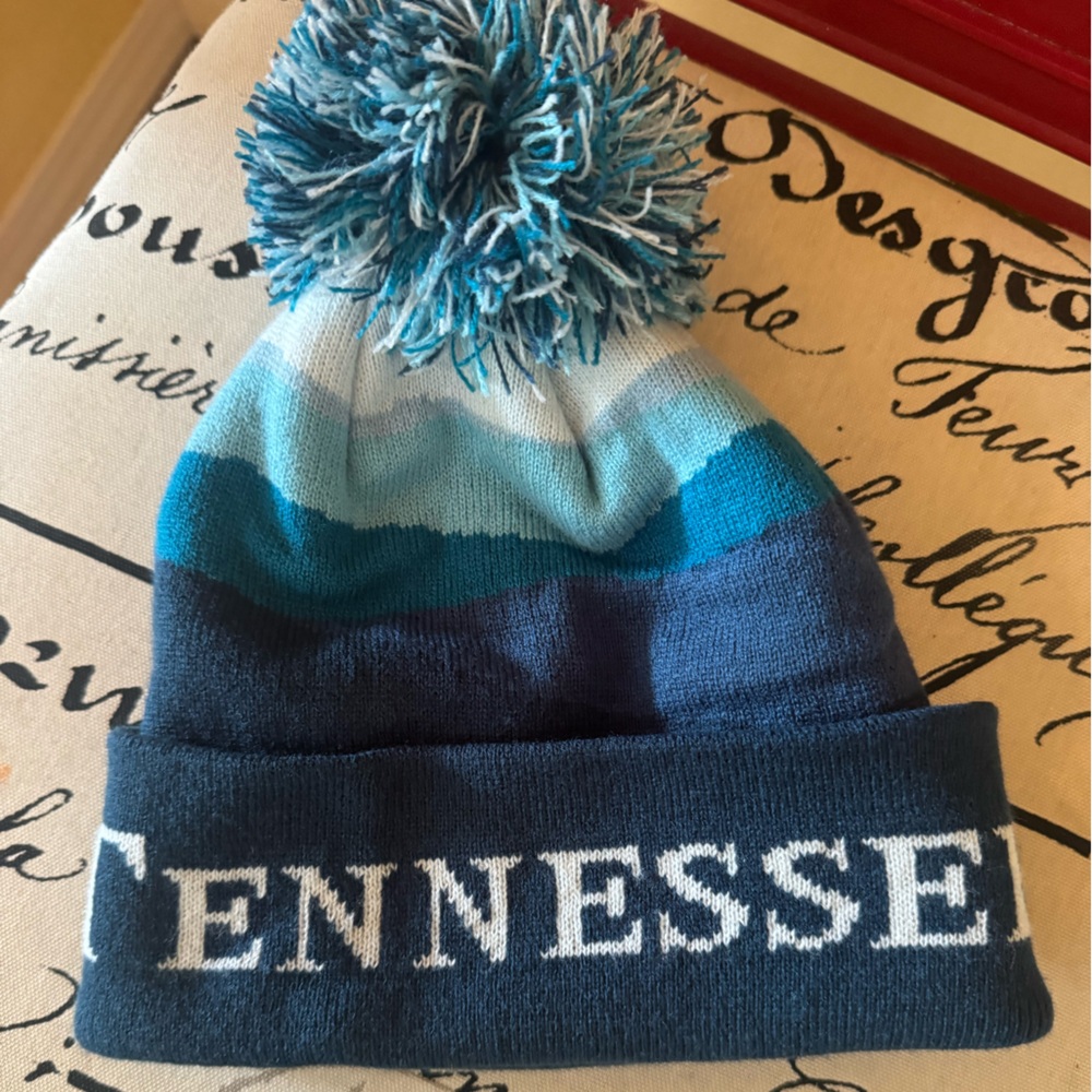 BOCO Gear Pom Pom Beanie Tennessee Pass Hat NWT